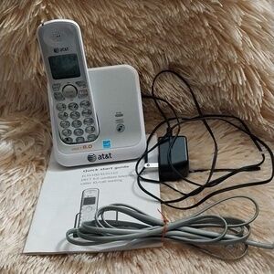 AT&T Cordless Telephone #EL51110 Dect 6.0 Digital5.02